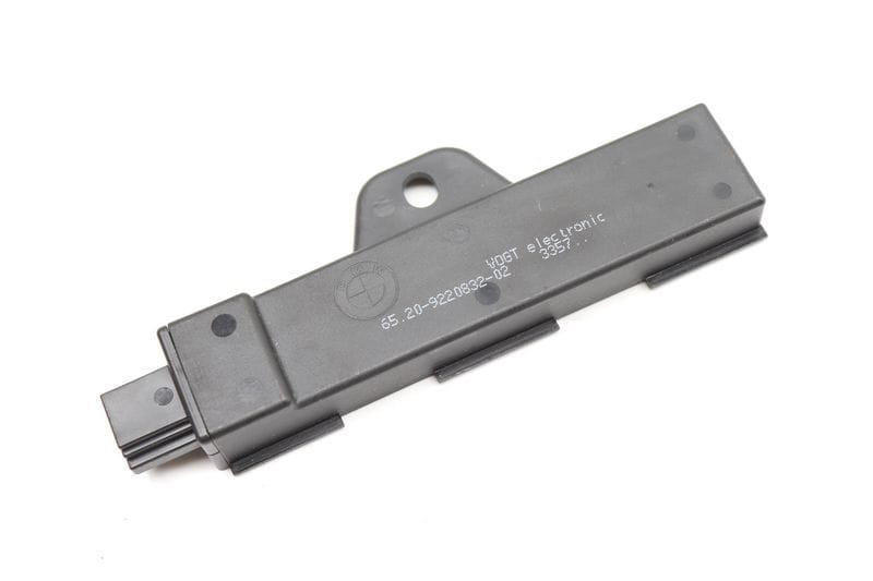 Keyless Entry Antenna 65209220832 — Used (SKU 504327)