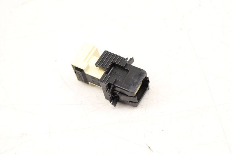 Brake Light Sensor / Switch 61319240076 — Used (SKU 523065)