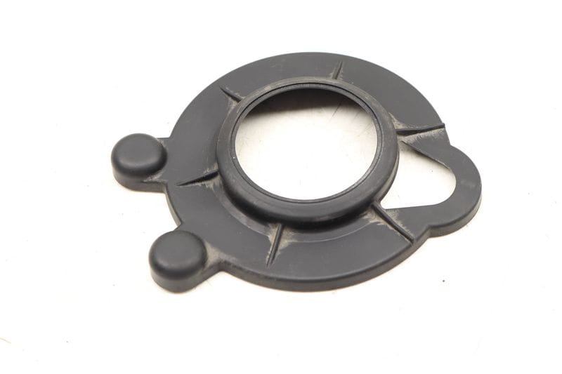 Upper Coil Spring Plate / Cover 31306872562 — Used (SKU 523308)