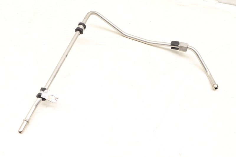 Fuel Line / Pipe (SUPPLY) 13537639981 — Used (SKU 523477)