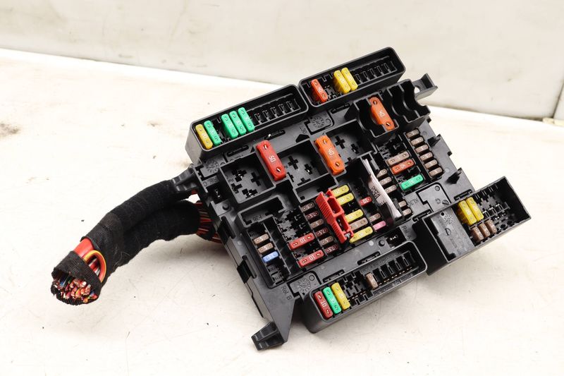 Fuse / Relay Box 61149270354 — Used (SKU 523389)