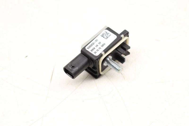 Side Impact Airbag Door Sensor 65779305252 — Used (SKU 523064)