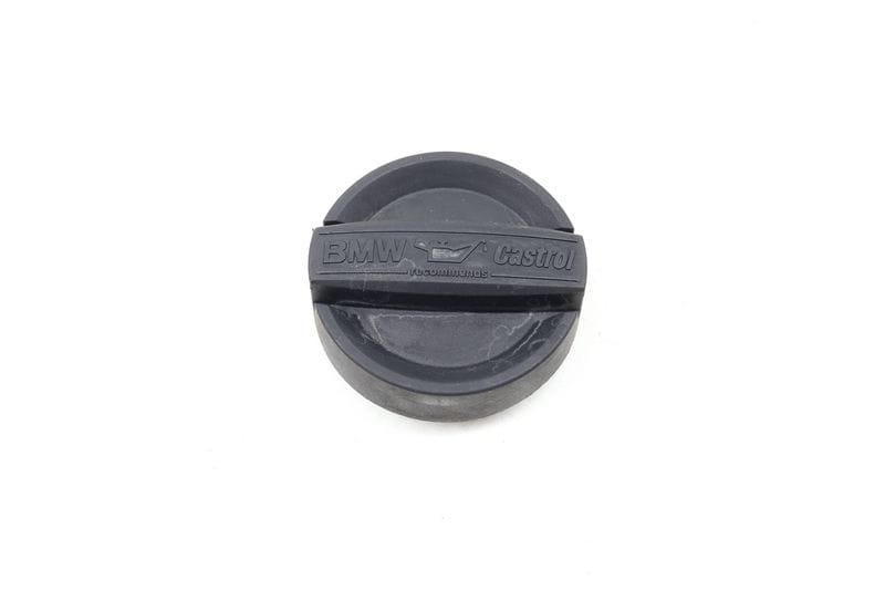 Engine Oil Cap 11128507153 — Used (SKU 647511)