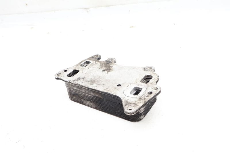 Engine Oil Cooler 11428507627 — Used (SKU 647507)