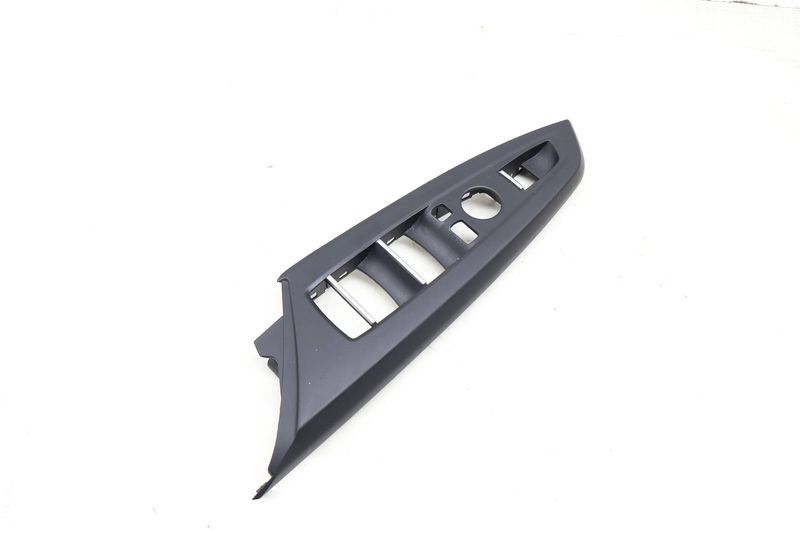Door Master Window Switch Trim 51417361307 — Used (SKU 647676)