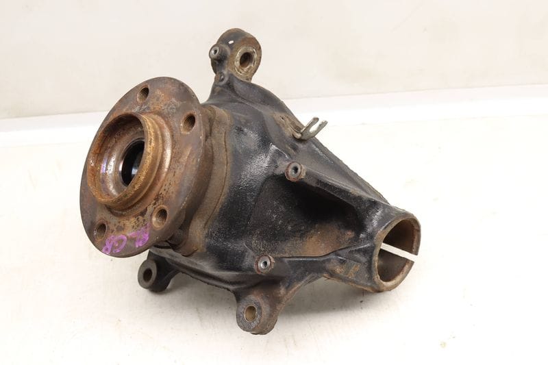 Spindle Knuckle w/ Wheel Bearing 31216855953 — Used (SKU 542267)