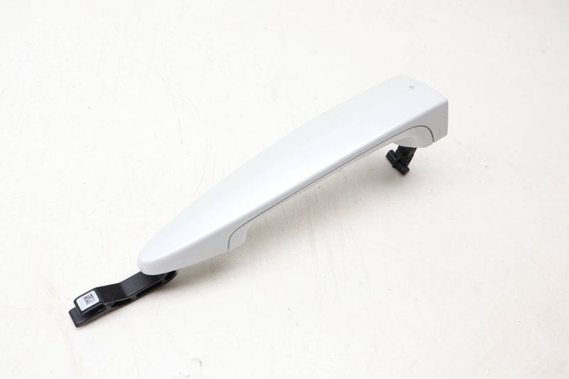 Exterior Door Handle 51217207562 — Used (SKU 647328)