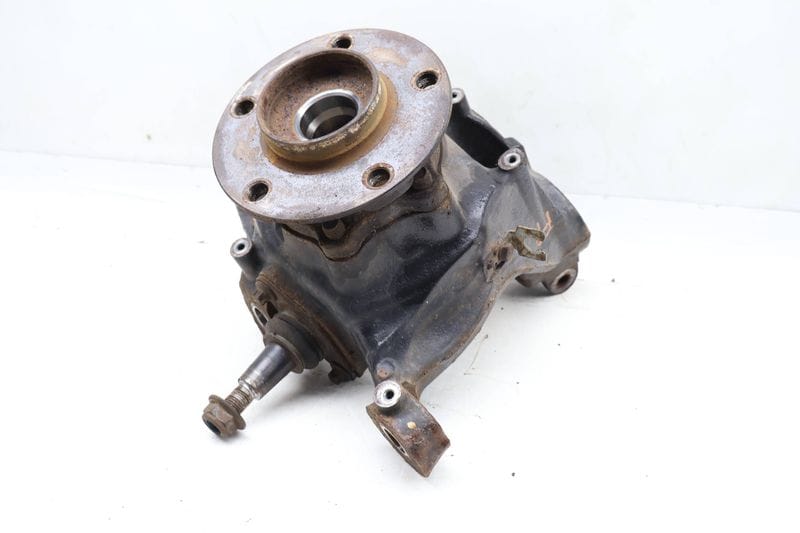 Spindle Knuckle w/ Wheel Bearing 31216855954 — Used (SKU 647577)