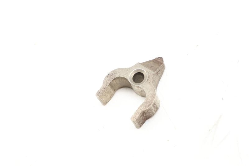 Fuel Injector Clamp 13537809798 — Used (SKU 647553)