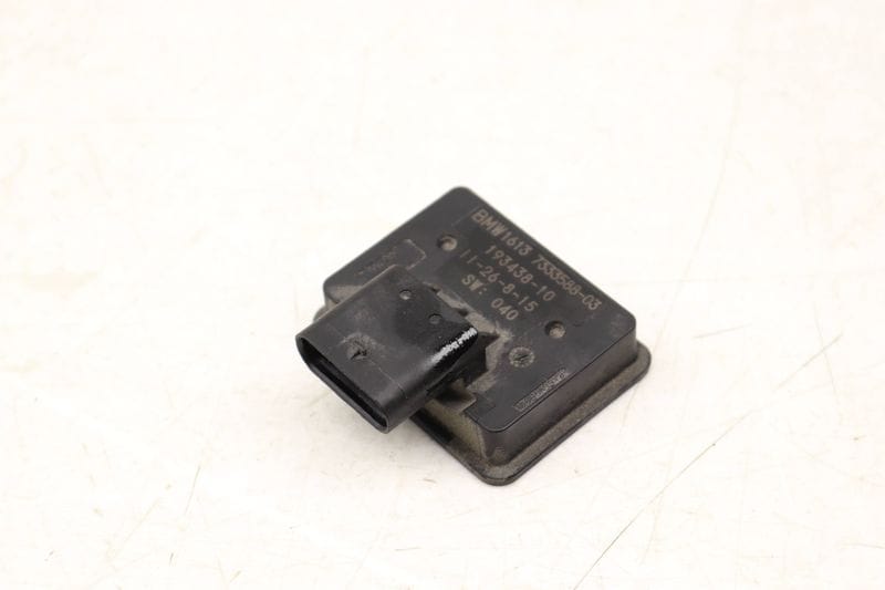 Fuel Pump Leak Diagnosis Sensor / Module 16137333588 — Used (SKU 542259)