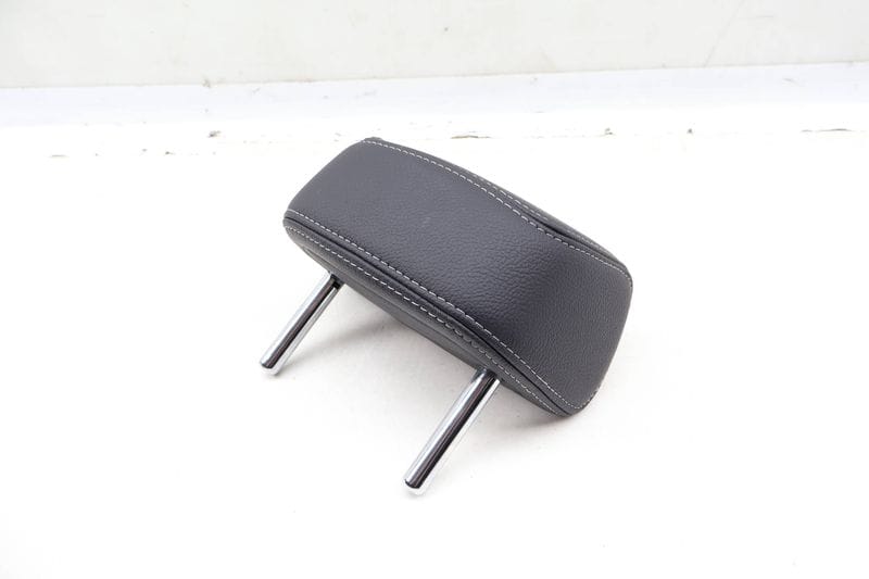 Center Headrest / Head Rest 52207256541 — Used (SKU 647264)