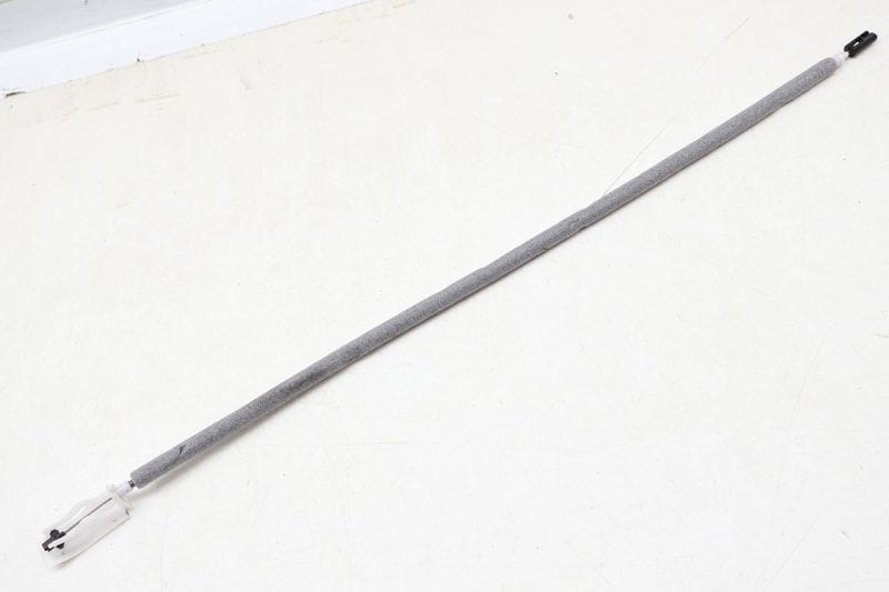 Door Handle Release / Bowden Cable 51227205900 — Used (SKU 647286)