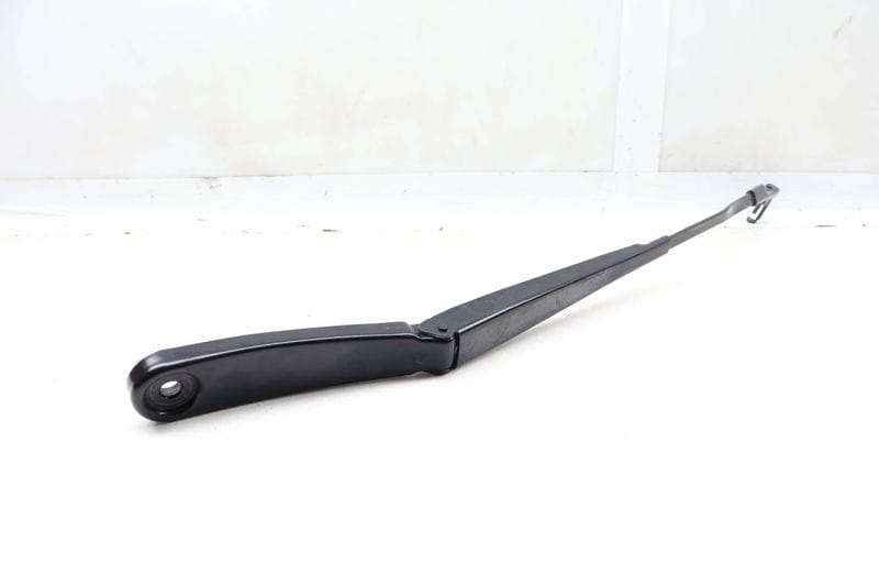 Windshield Wiper Arm 61617213272 — Used (SKU 647342)