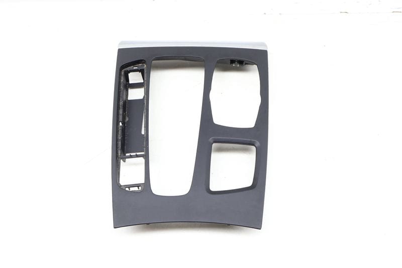 Center Console Trim / Panel 51169252115 — Used (SKU 642288)