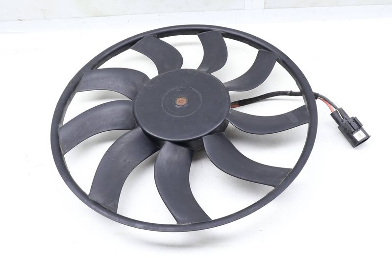 Electric Cooling Fan (850W) 17427634471 — Used (SKU 639310)