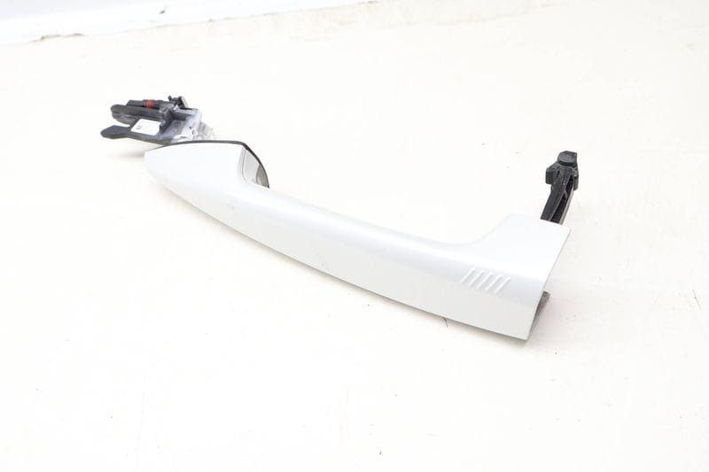 Exterior Door Handle 51217422119 — Used (SKU 642360)