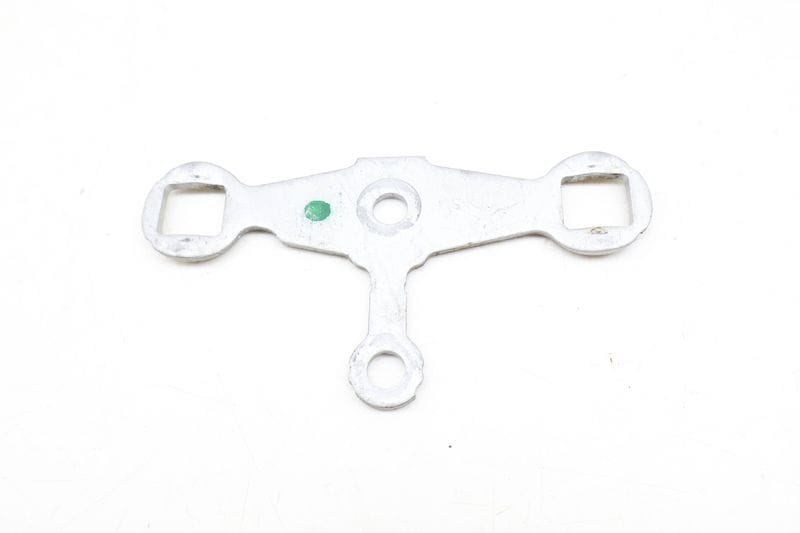 Fuel Injector Bracket 13647595405 — Used (SKU 642498)