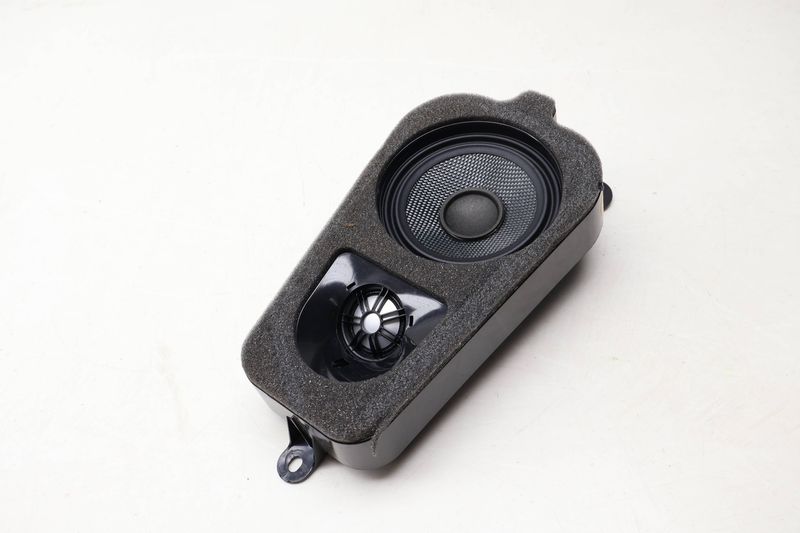 D Pillar Speaker w/ Tweeter (TOP-HIFI) 65139294942 — Used (SKU 642383)