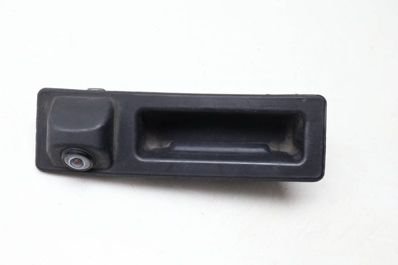 Trunk Lid Handle / Switch w/ Backup Camera 51247345700 — Used (SKU 642219)