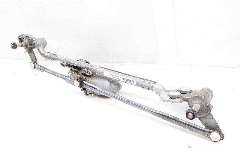 Windshield Wiper Transmission w/ Motor 61617292653 — Used (SKU 642394)