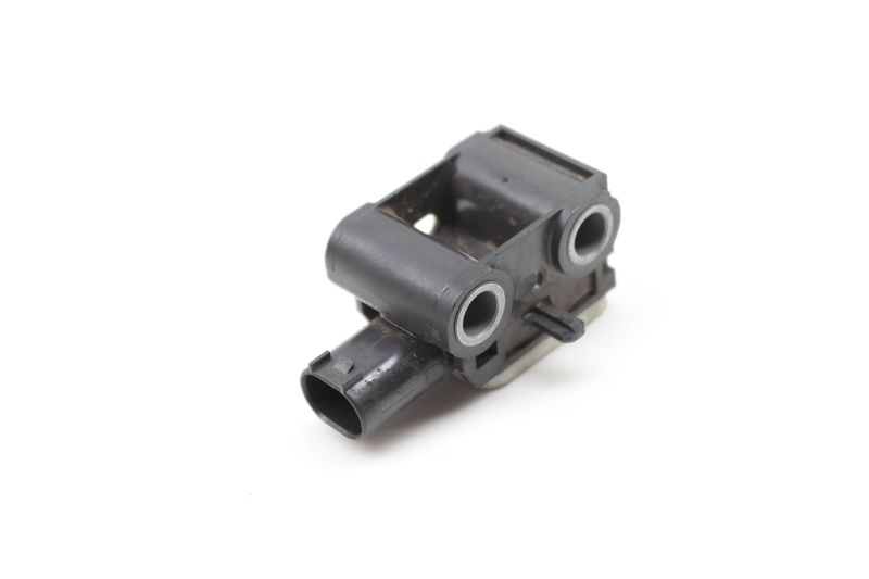 Impact / Crash Sensor 65779152262 — Used (SKU 582273)