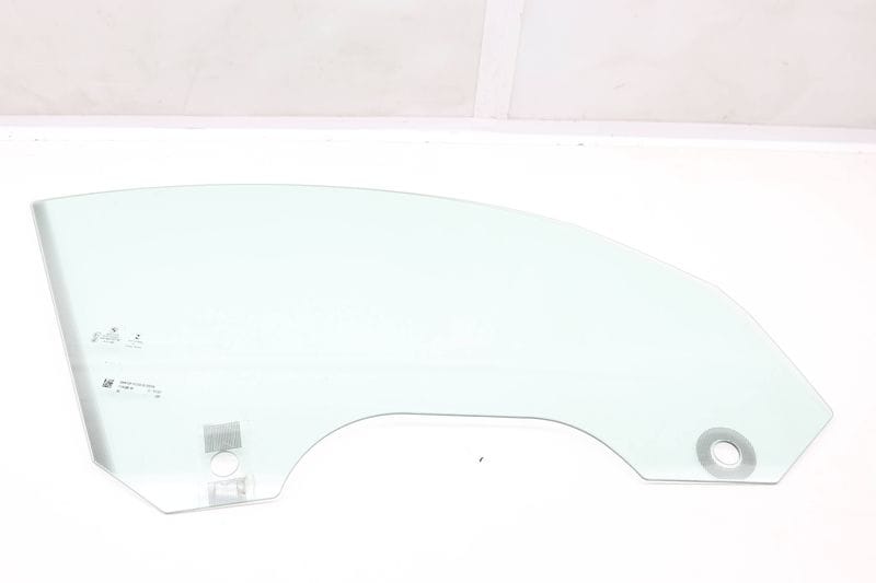 Door Window Glass 51337198300 — Used (SKU 581934)