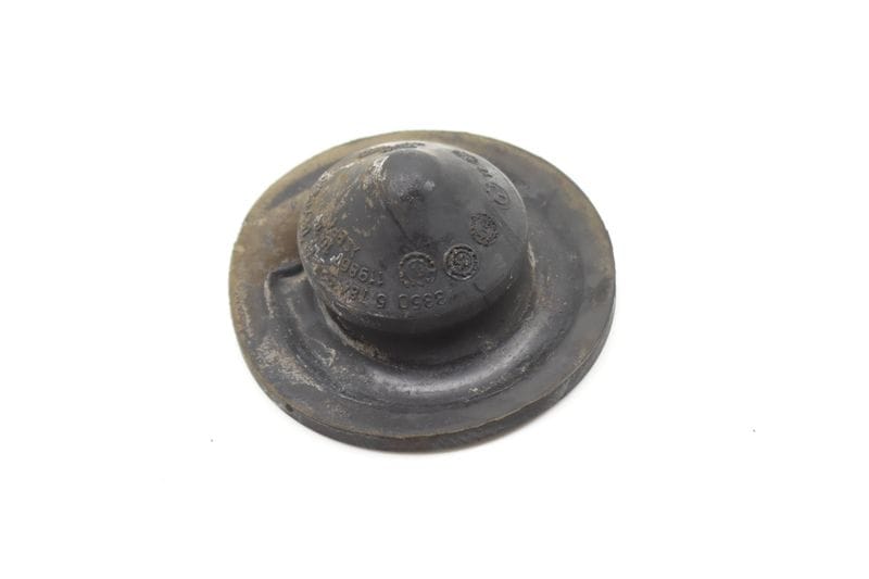 Lower Spring Pad / Rubber Mount 33506784924 — Used (SKU 582392)