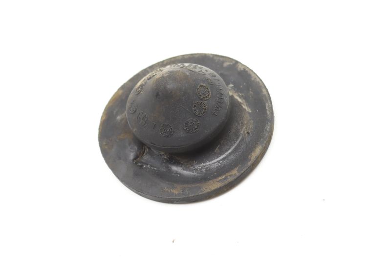 Lower Spring Pad / Rubber Mount 33506784924 — Used (SKU 582393)