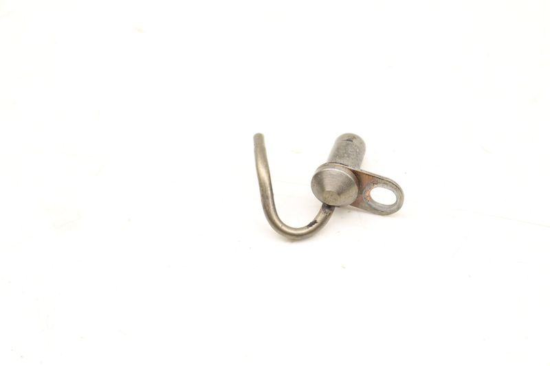 Engine Oil Spray Valve / Jet 2751800043 — Used (SKU 502583)