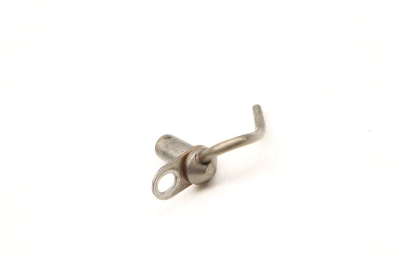 Engine Oil Spray Valve / Jet 2751800043 — Used (SKU 502585)