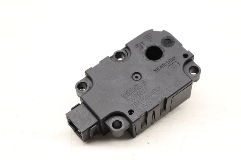 HVAC Flap / Servo Air Motor / Actuator 0999069600 — Used (SKU 502113)