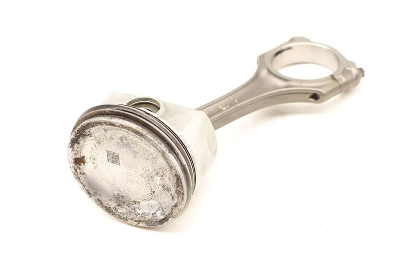Piston w/ Connecting Rod 2790300317 — Used (SKU 502882)
