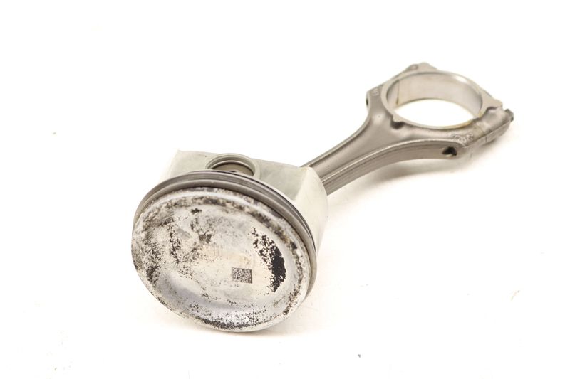 Piston w/ Connecting Rod 2790300317 — Used (SKU 502886)