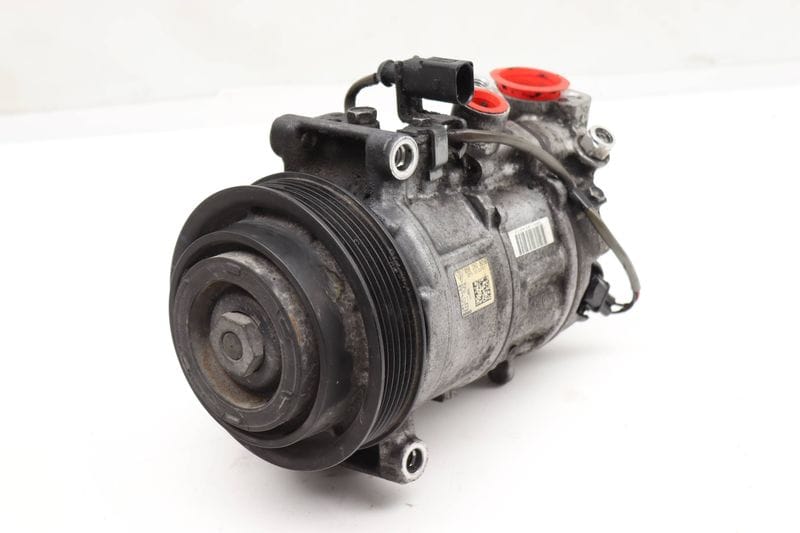 AC Compressor 95B260805B — Used (SKU 558651)