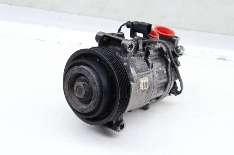 AC Compressor 95B260805B — Used (SKU 645101)