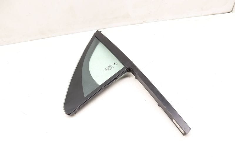 Side Door Window Glass 95B845113C — Used (SKU 518448)