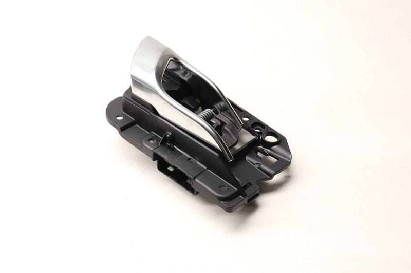 Interior Door Handle 95B837020 — Used (SKU 518042)