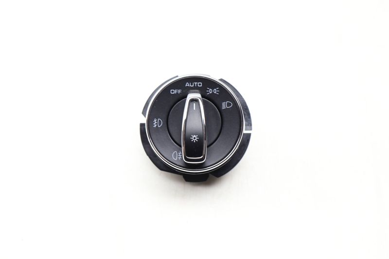 Headlight Switch / Dial 7P5941531F — Used (SKU 644896)
