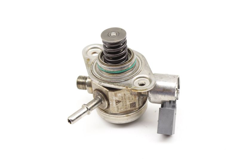 High Pressure Fuel Pump / Hpfp 94611031561 — Used (SKU 558620)