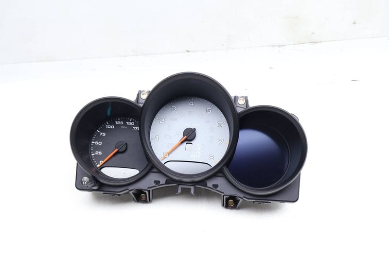 Instrument Cluster / Speedometer 95B920901CL — Used (SKU 644944)