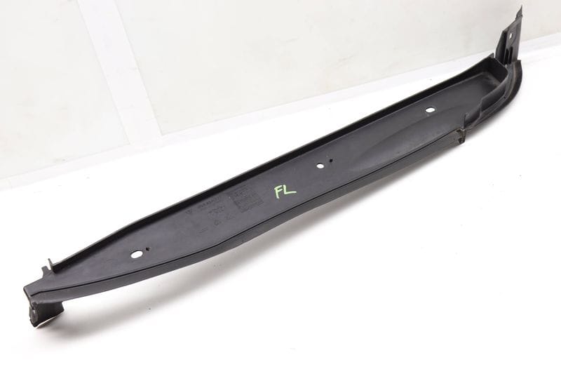 Fender Trim / Cover 95B854777B — Used (SKU 558672)