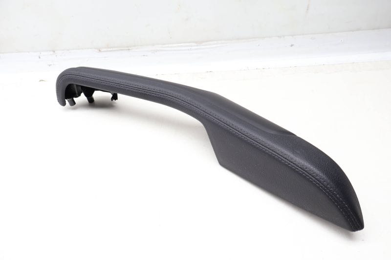 Door Panel Armrest (LEATHER) 95B867373A — Used (SKU 644929)