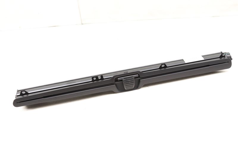 Door Window Sun Shade / Blind 95B861333 — Used (SKU 518426)