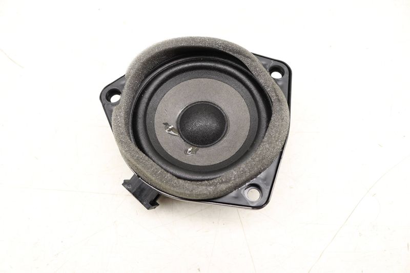 D Pillar Speaker (BOSE) 7PP035416B — Used (SKU 518087)