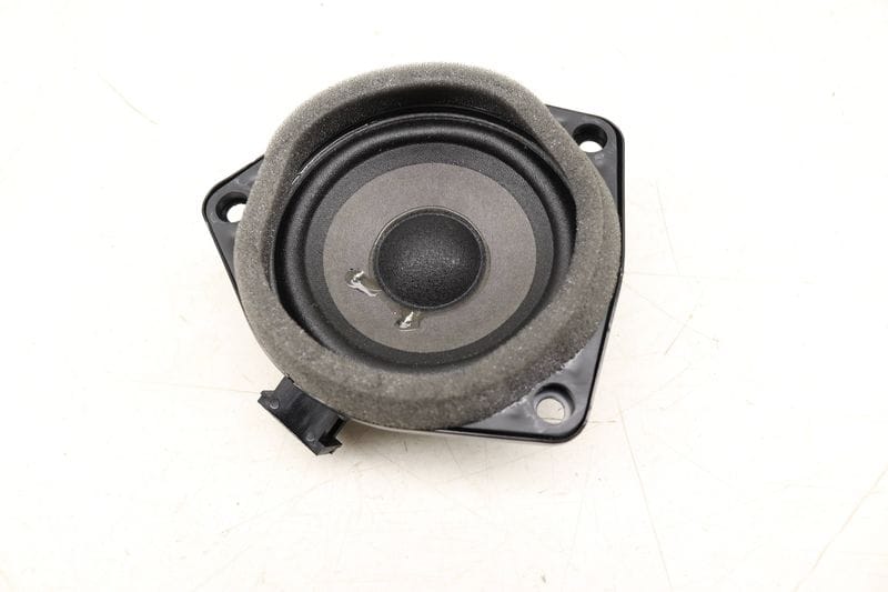 D Pillar Speaker (BOSE) 7PP035416B — Used (SKU 518088)