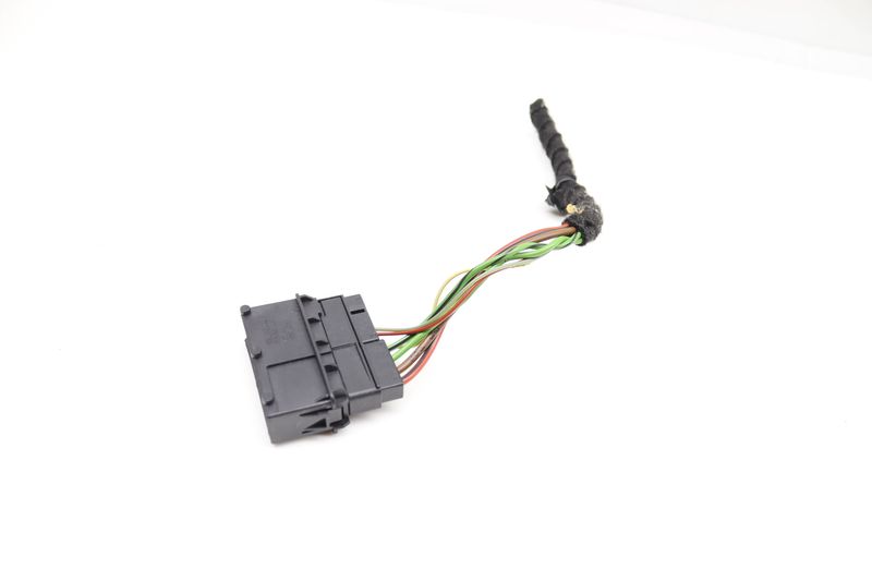Door Wiring Harness Connector / Pigtail 5G0937722A — Used (SKU 558409)