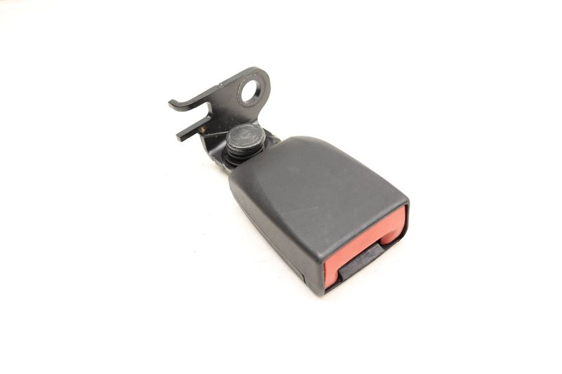 Seat Belt Buckle / Receiver 95B857753 — Used (SKU 518025)