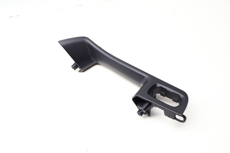 Door Panel Armrest / Switch Trim 95B867162 — Used (SKU 644934)