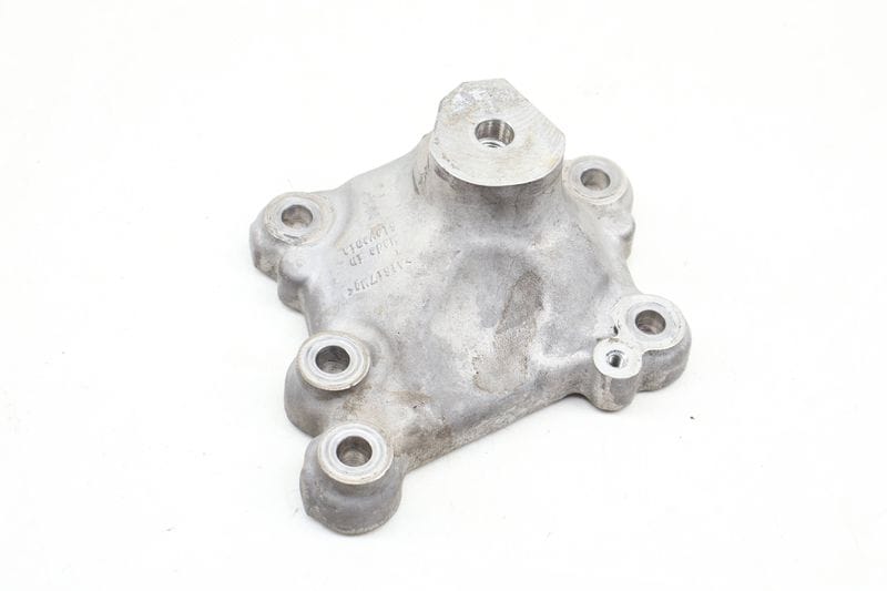 Engine Mount Bracket 94611521131 — Used (SKU 645063)