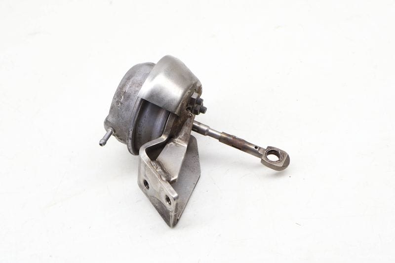 Turbo / Turbocharger Wastegate Actuator 94612302531 — Used (SKU 645149)